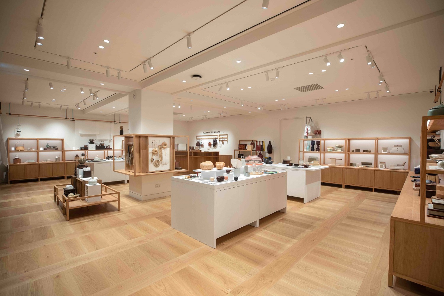 신세계백화점 더헤리티지 내부 모습. /사진제공=신세계백화점