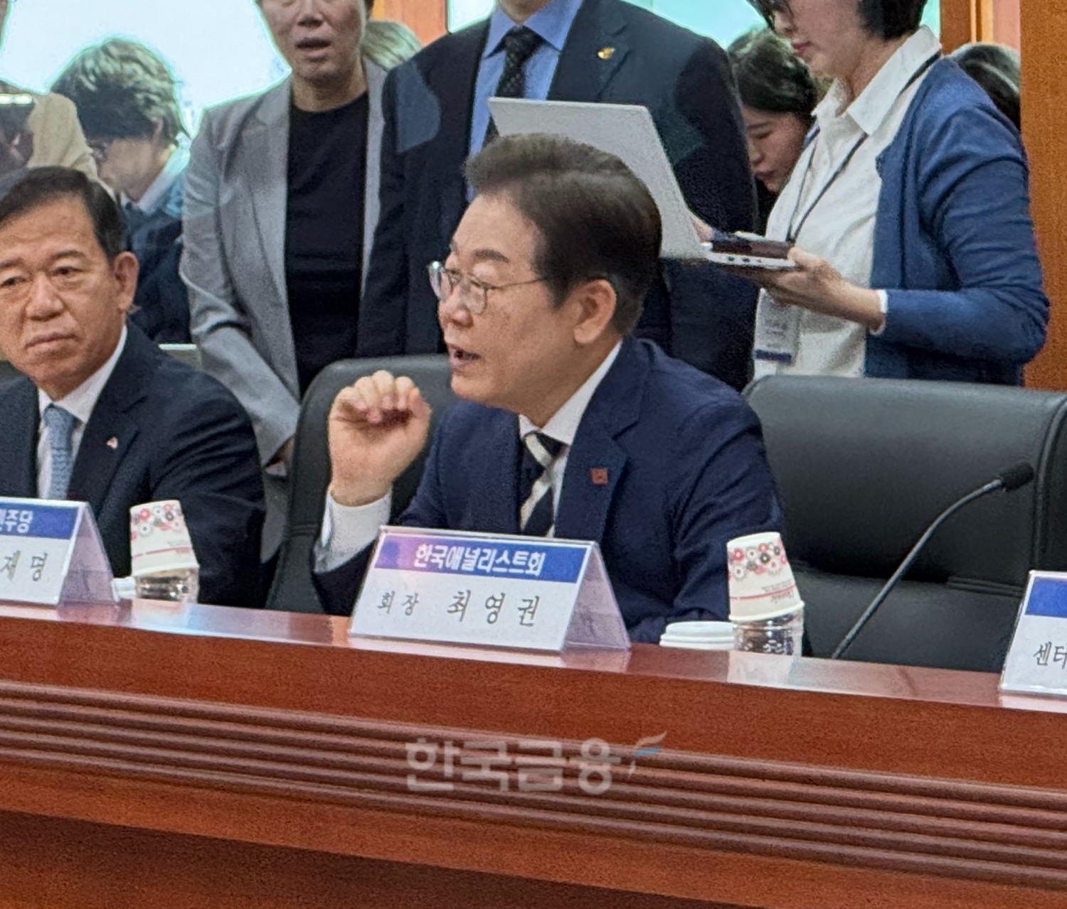 이재명 더불어민주당 대선 경선 후보가 21일 서울 여의도 금융투자협회에서 열린 ‘자본시장 활성화 정책 간담회’에 참석해 발언하고 있다./ 사진 = 홍지인 기자