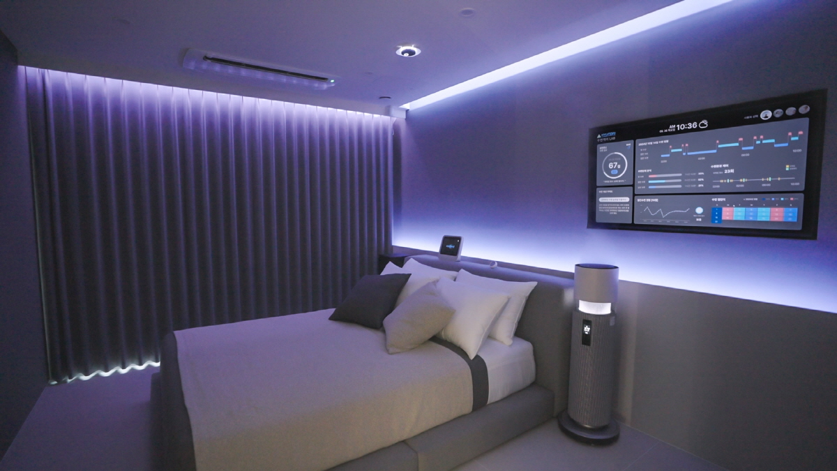 미래형 건강주택 실증연구시설(침실) 내부./사진제공=현대건설