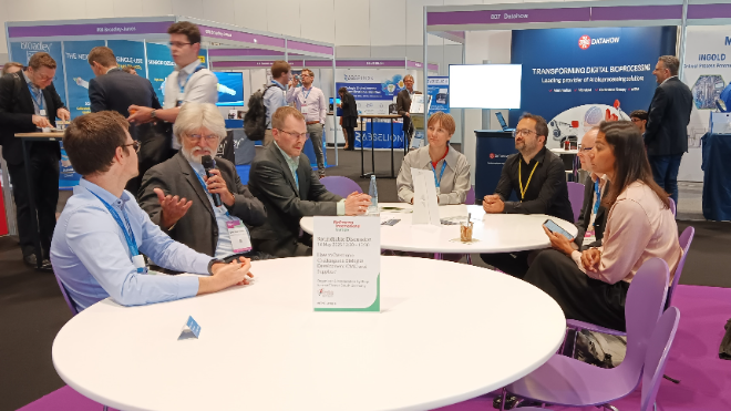 나네트 슐라터문트 IDT 시니어 비즈니스개발 담당(왼쪽 네번째)이 2025 BPI Europe 행사 프로그램 중 라운드테이블 토의에 참가하고 있다. /사진=SK바이오사이언스