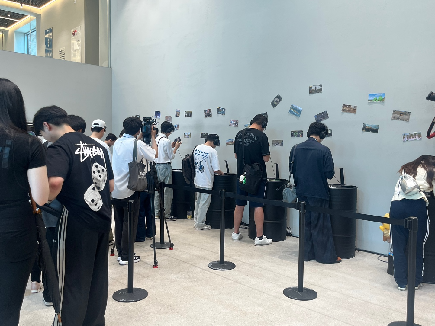 크래프톤이 배틀그라운드 모바일 서비스 7주년을 기념해 펍지 성수에서 팝업스토어를 열었다. 사진은 팝업스토어 모배 시연존 전경. / 사진=정채윤 기자