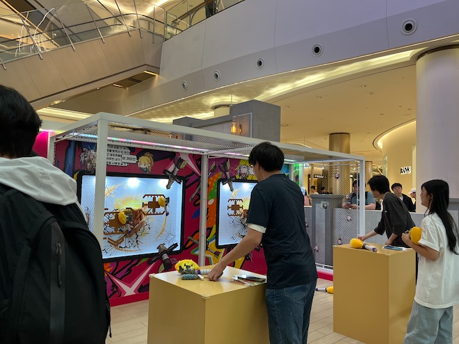 넥슨이 13일 ‘던전앤파이터(이하 던파)’ 공식 팝업스토어 ‘스노우메이지 in 롯데월드타워·몰’을 오픈했다. 사진은 '키메라의 큐브를 돌려줘!' 체험존. / 사진=정채윤 기자