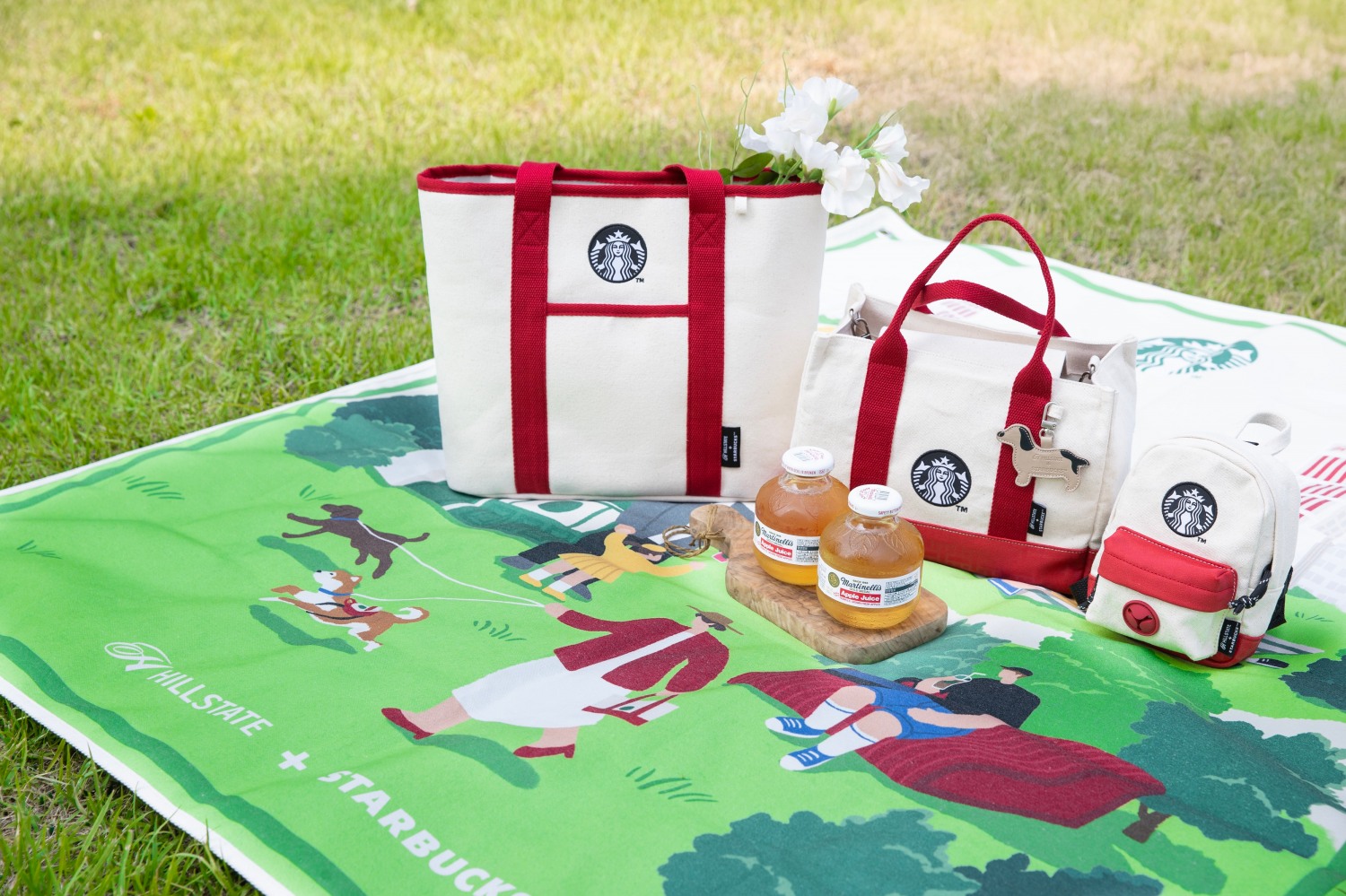 현대건설 힐스테이트×스타벅스 코리아 브랜드 콜라보 제품들. /사진제공=현대건설