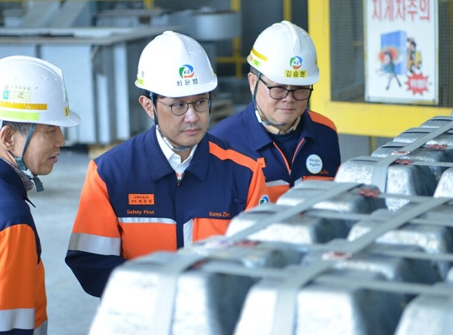 최윤범 고려아연 회장, 방미 경제사절단 합류...미국 공급망 틈새 찾기