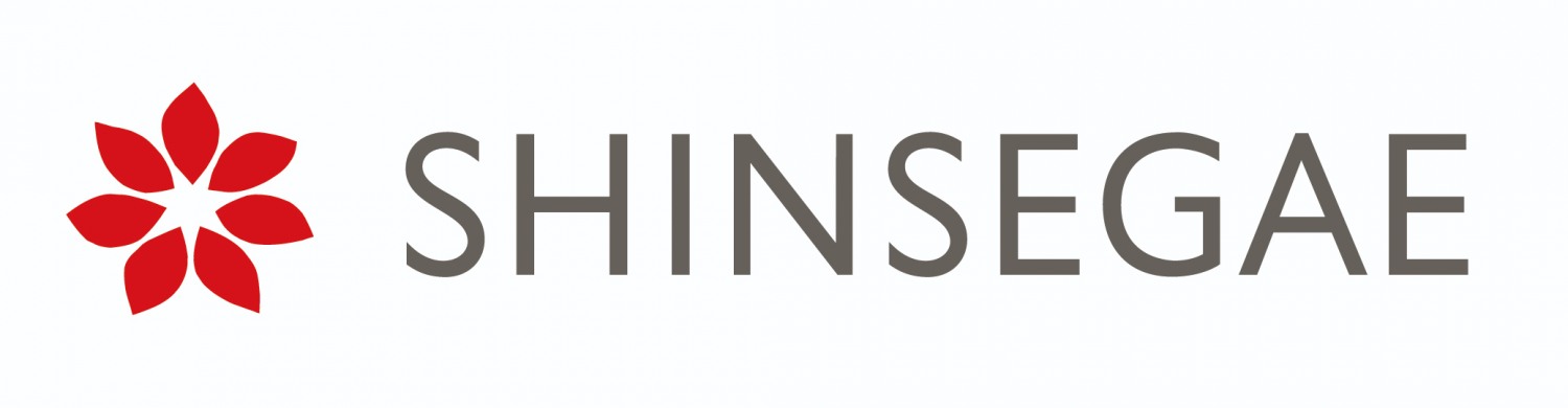 신세계그룹이 강릉 가뭄 지역에 생수 27만병을 기부했다. /사진=신세계그룹CI