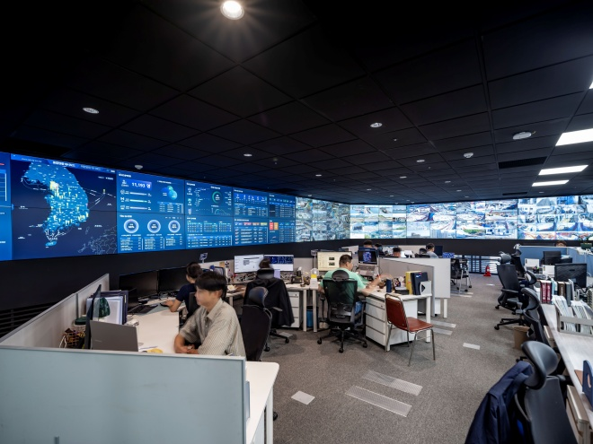 DL이앤씨 종합안전관제상황실./자료제공=DL이앤씨