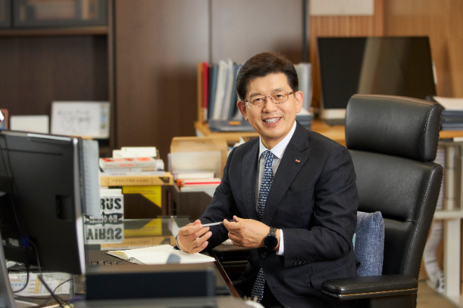 빈대인 BNK금융그룹 회장 / 사진제공 = BNK금융지주