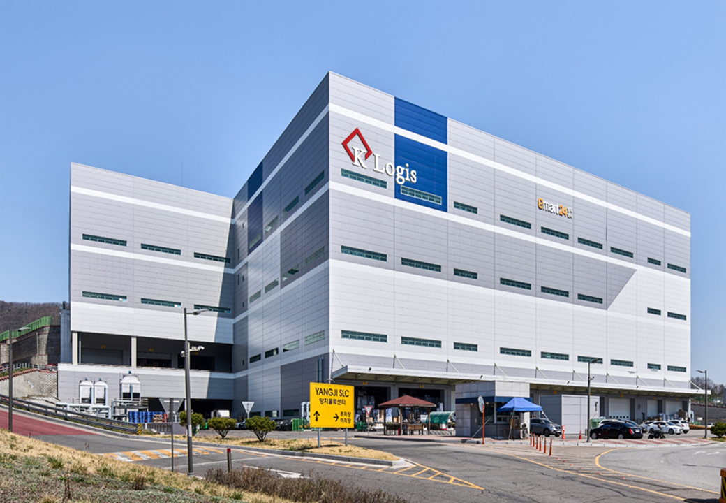 케이로지스 양지물류센터 전경./사진제공=코람코