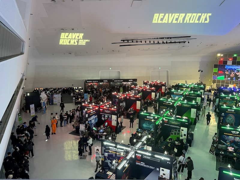 스마일게이트 퓨처랩 재단은 이날부터 7일까지 서울 동대문디자인플라자(DDP)에서 인디게임 축제 ‘비버롹스 2025’를 개최한다. / 사진=정채윤 기자