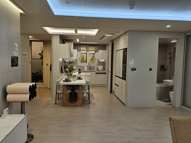 84㎡A타입 주방 전경./한국금융신문 조범형 기자