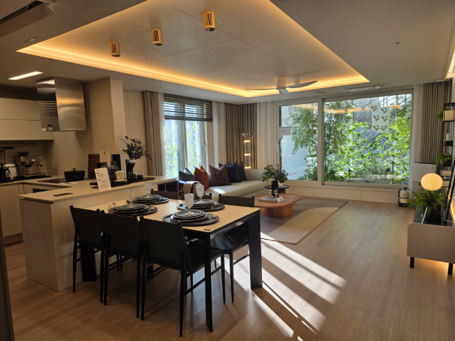 수지자이 에디시온 84D㎡타입 거실 전경./사진제공=GS건설