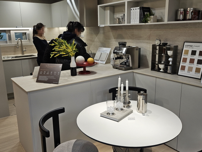 59㎡A타입 유니트 주방 전경./한국금융신문 조범형 기자