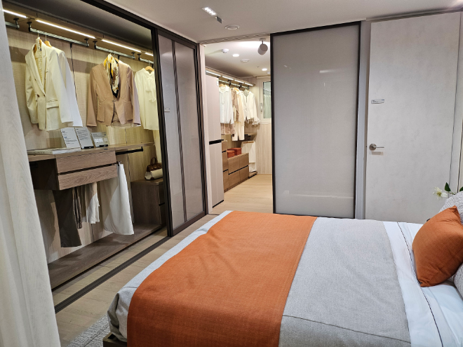 '래미안 엘라비네' 안방 전경./한국금융신문 조범형 기자