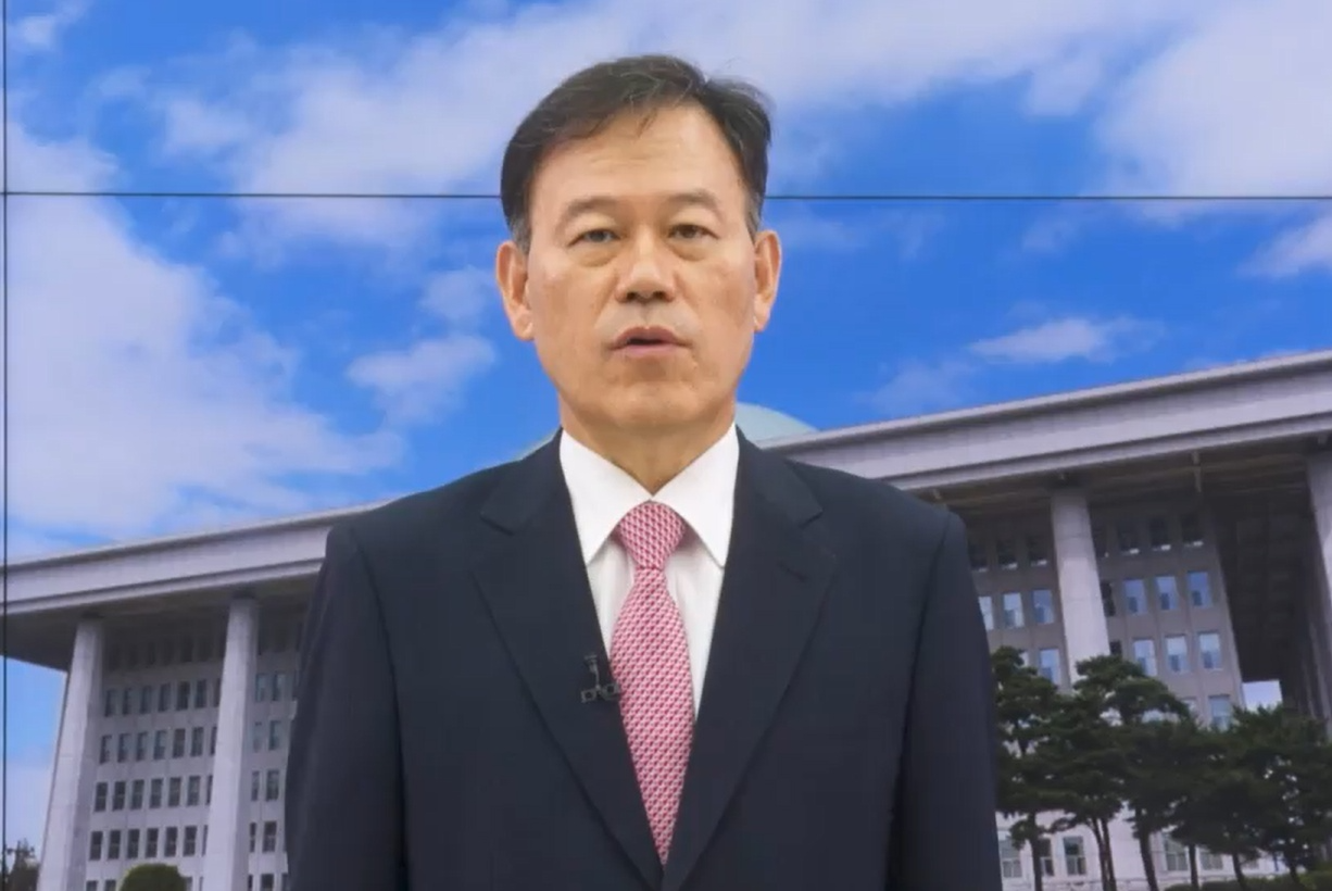 윤한홍 정무위원장이 19일 오후 2시 열린 'AI 3대 강국 금융혁신의 길' 포럼에서 축사를 했다. /사진=한국금융신문