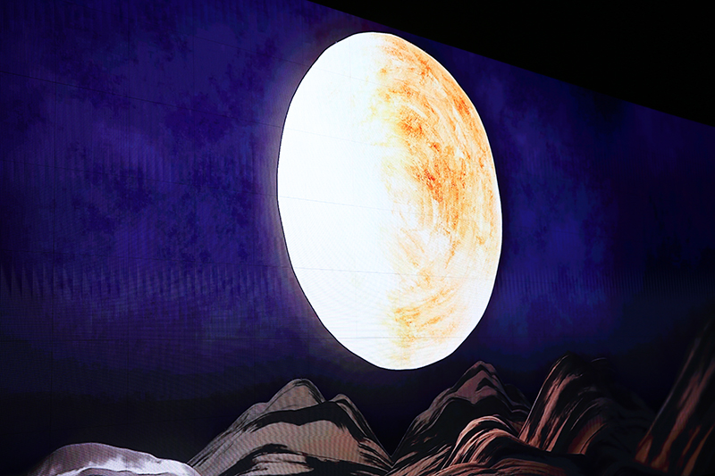 류재푼 작가의 미디어아트 작품 '한국의 달(Korean Moon)'