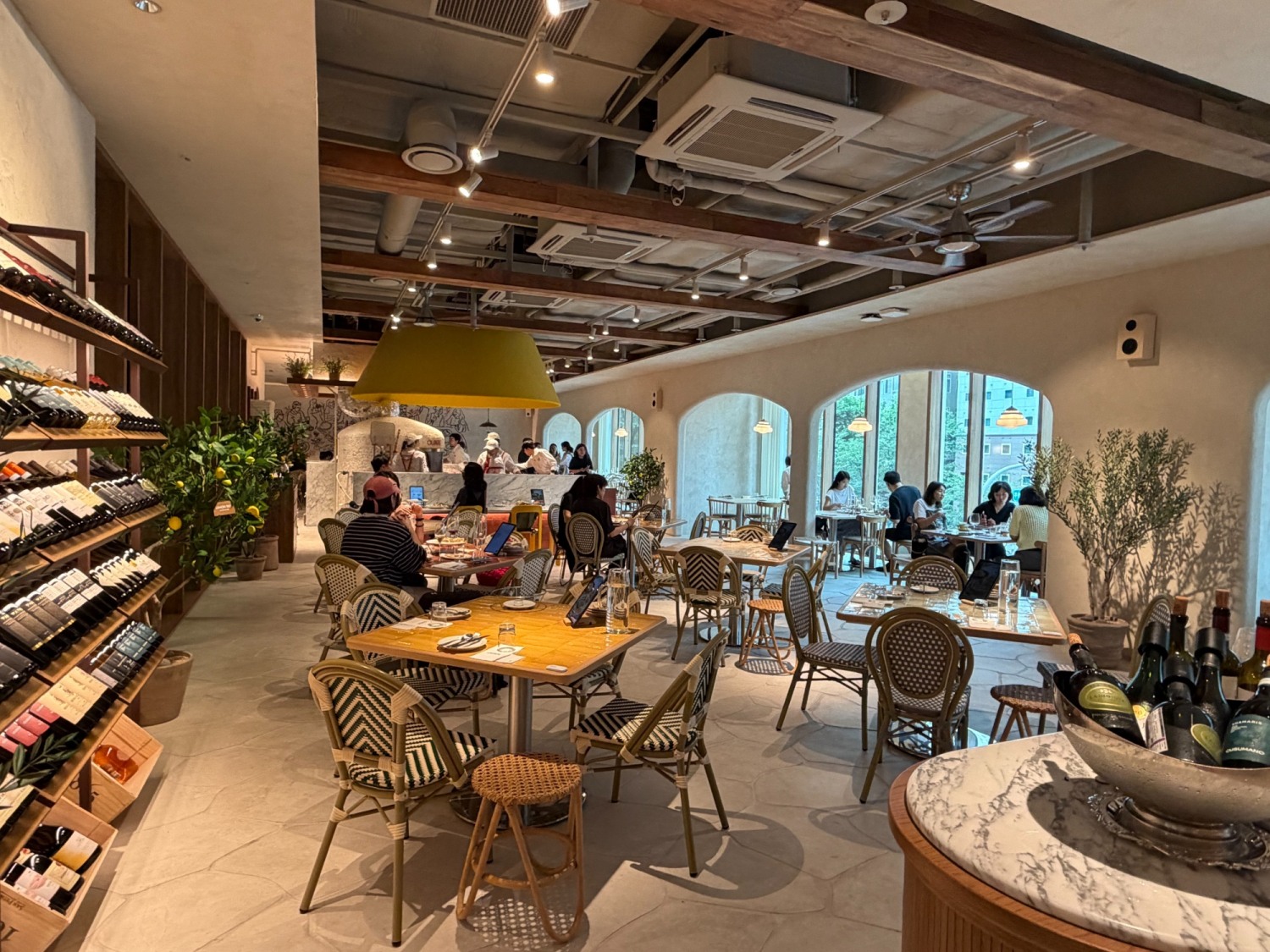 올리페페 강남점 매장 전경. /사진=양현우 기자