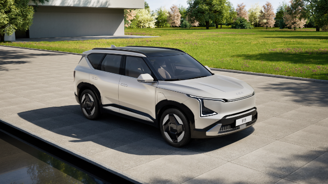 기아 'EV5'가 독일 유력지가 진행한 전동화 SUV 비교평가에서 테슬라 Y를 비롯한 중국 전기차 브랜드까지 제치고 종합 1위를 달성했다. / 사진=기아