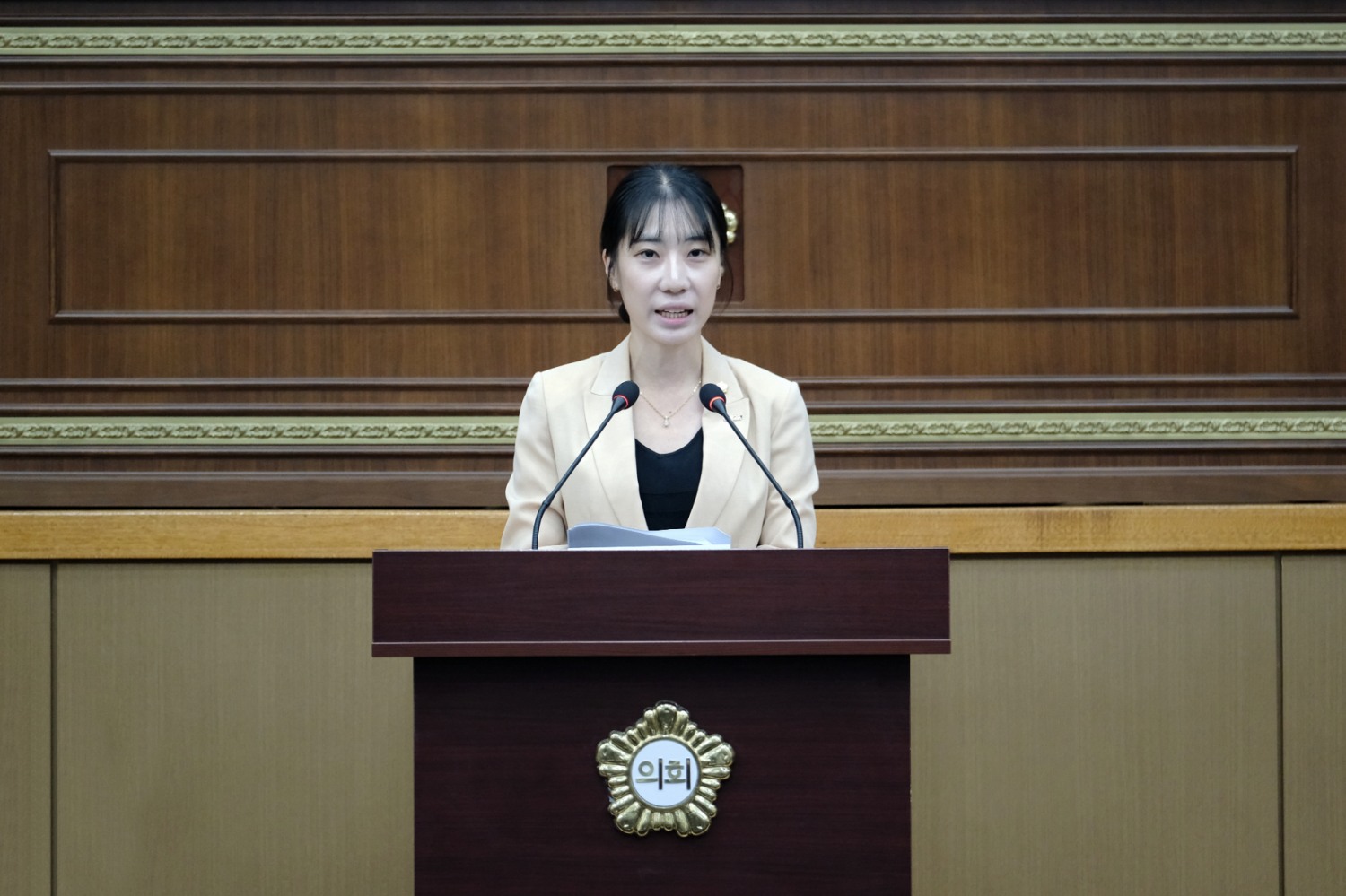 원성혜 마포구의회 의원이 경의선숲길 부지와 관련해 집행부의 적극적인 대응을 제안하고 있다. /사진제공=마포구의회