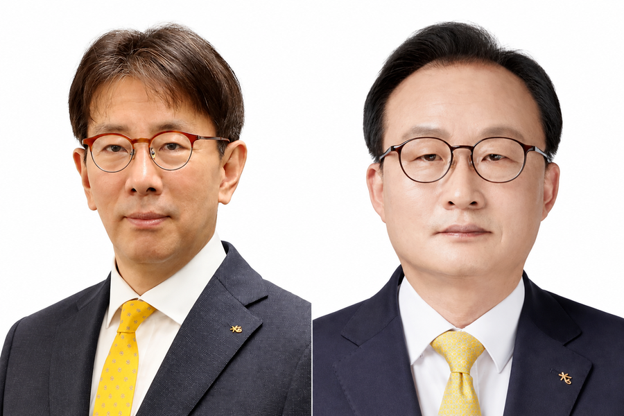 이재근 KB금융그룹 차기 회장 최종후보(왼)와 이환주 KB국민은행장 / 사진 = KB금융지주