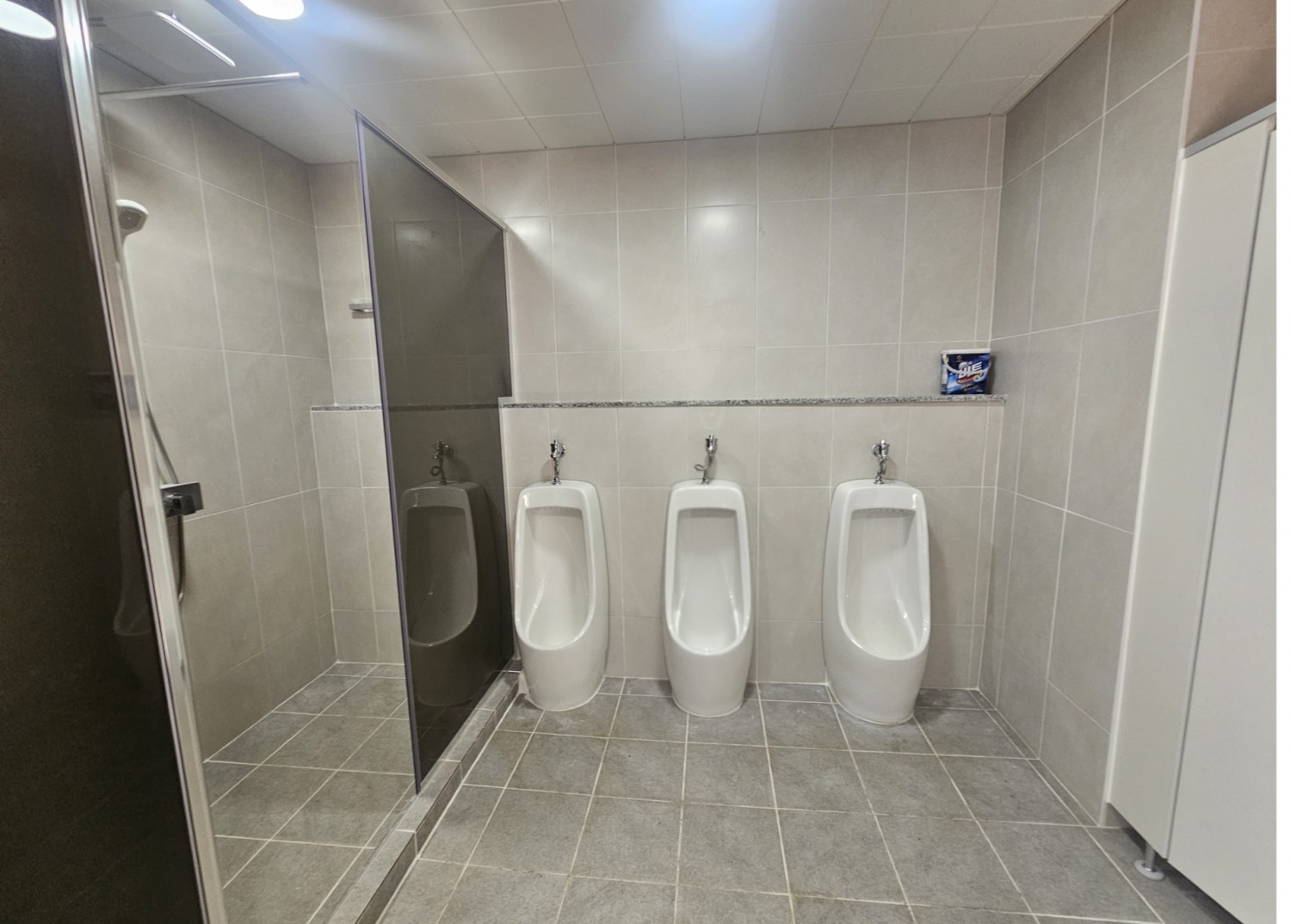 서울신용산초등학교 야외 화장실 환경 개선. /사진제공=용산구
