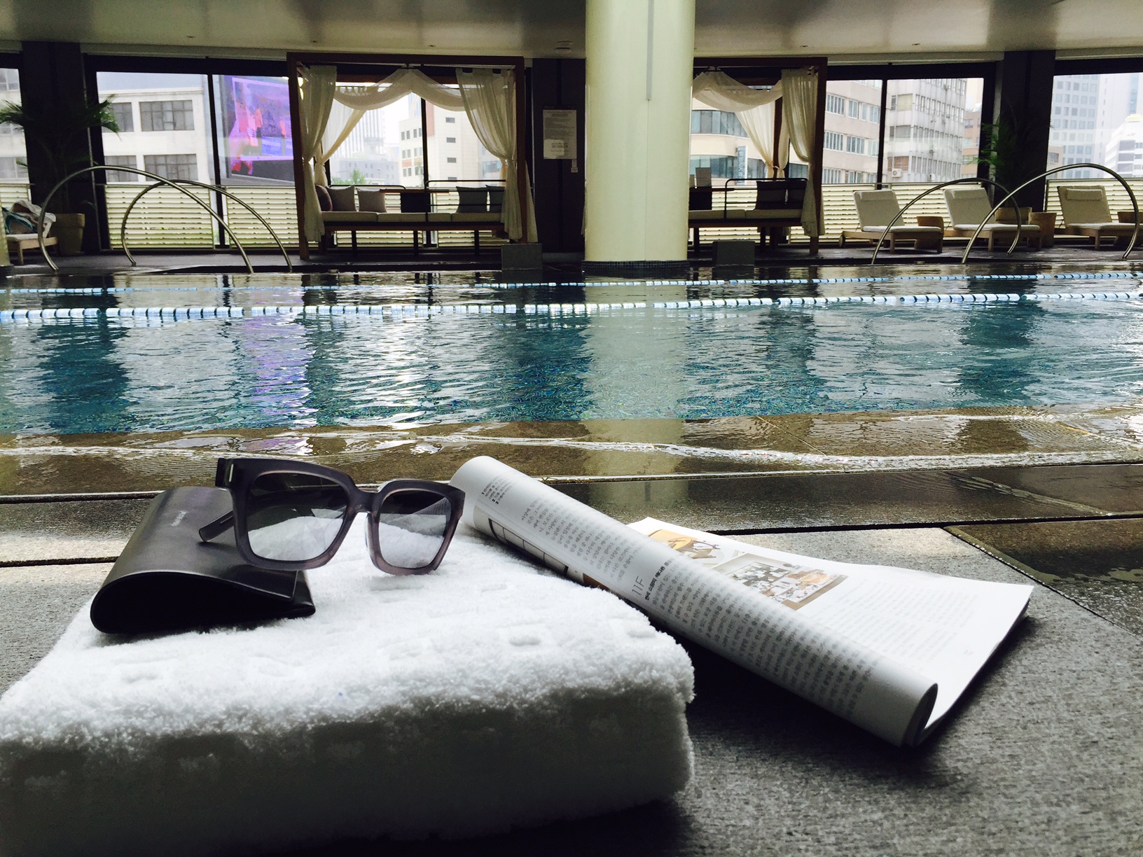 서울 웨스틴조선호텔 수영장.