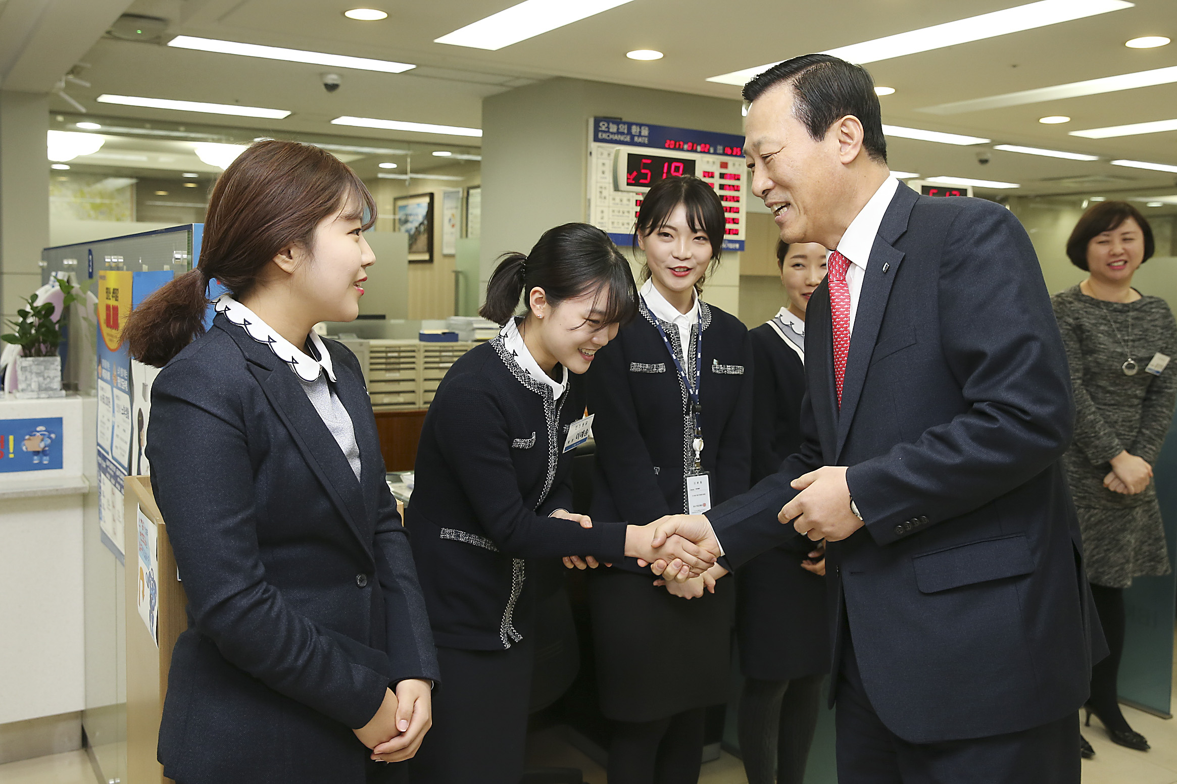 김도진 기업은행장, 시무식대신 현장방문