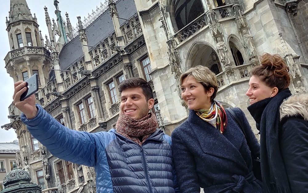 LG V30, 유럽 시장 공략 박차