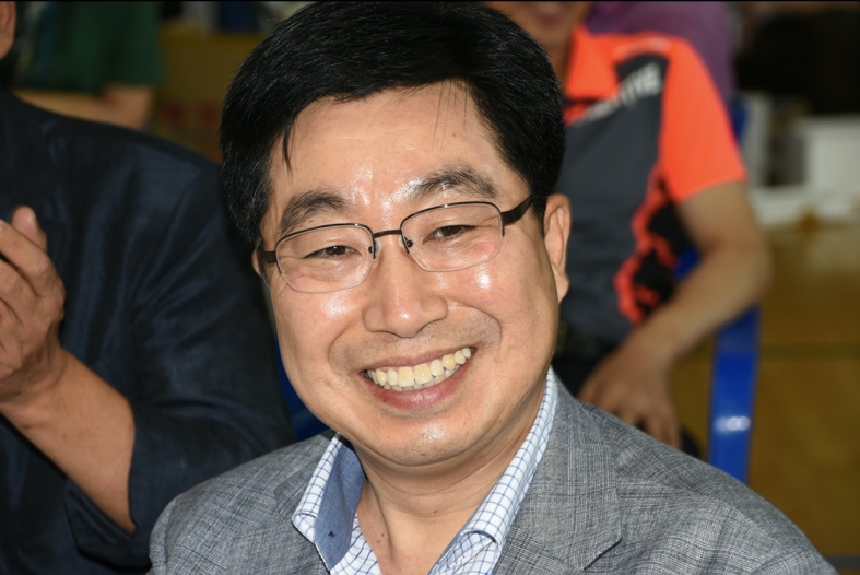 △황윤철 신임 경남은행 행장/ 사진=황윤철 행장 SNS 갈무리