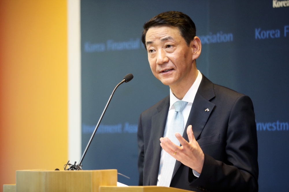 권용원 금융투자협회장이 10일 여의도 금투센터에서 열린 '취임 100일 기념 기자간담회'에서 소회를 밝히고 있다./사진=금융투자협회