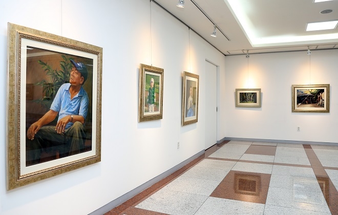 BNK경남은행은 BNK경남은행갤러리 2018년 다섯번째 대관전시로 '이이부치마사토시ㆍ송창수 2018 한일우호전’을 진행한다. 2층에는 송창수 화가의 작품이 전시된다. /사진 = BNK경남은행