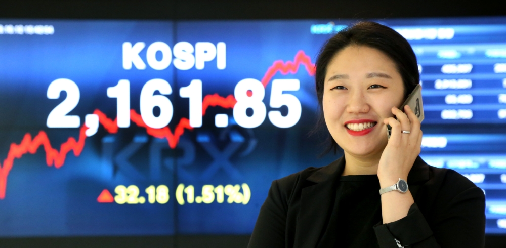 12일 코스피는 전 거래일보다 1.51%(32.18포인트) 오른 2161.85에 장을 마감했다./사진=한국거래소