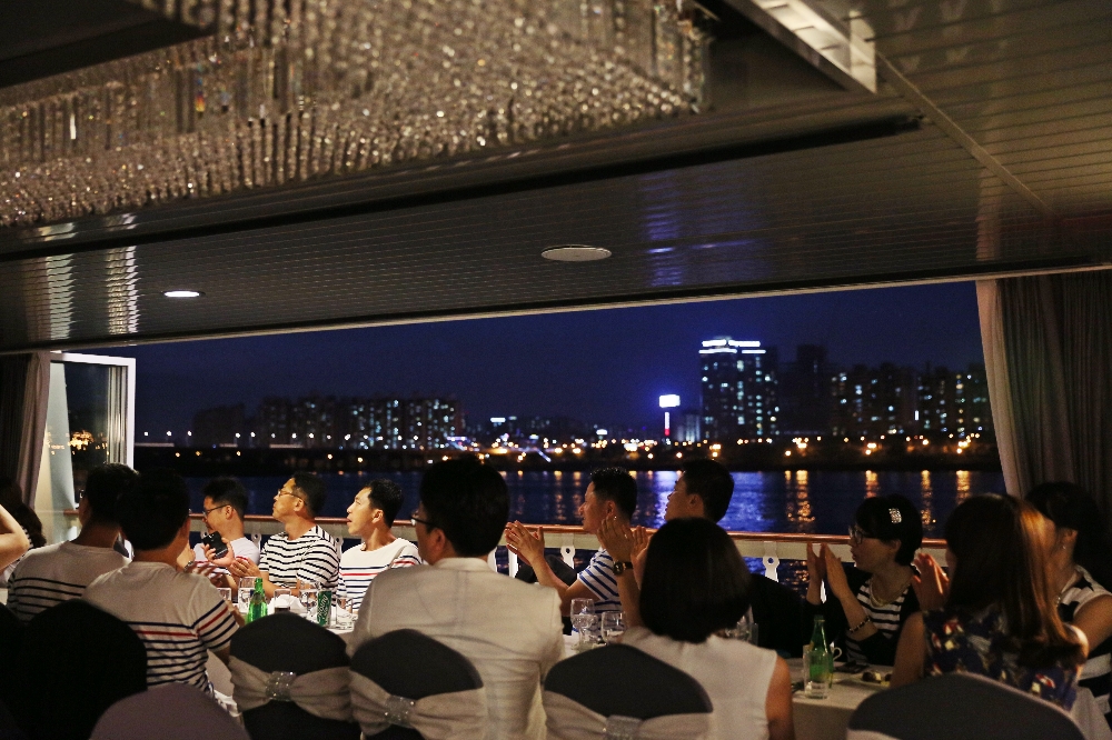 이랜드크루즈, 송년회 예약 시작..."60명 이상이면 무료 대선"