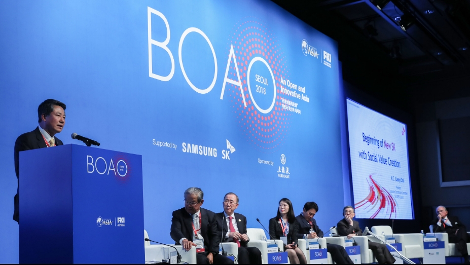 △최광철 SK 사회공헌위원회 위원장(좌측 첫번째)이 발표하고 있다/사진=전경련