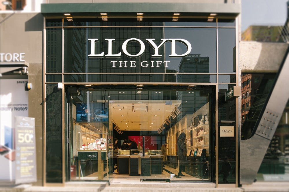 이랜드 로이드, 강남점 리뉴얼 오픈