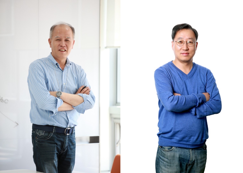 (왼쪽부터) 이용우, 윤호영 카카오뱅크 공동대표./사진=카카오뱅크