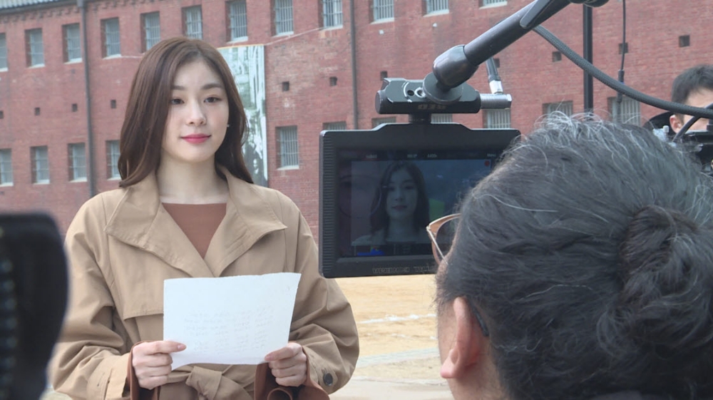 '100년 전 외침이 100년 후 대한민국에게' 캠페인 촬영현장. (왼쪽) KB금융그룹의 모델 피겨여제 김연아씨. / 사진= KB국민은행