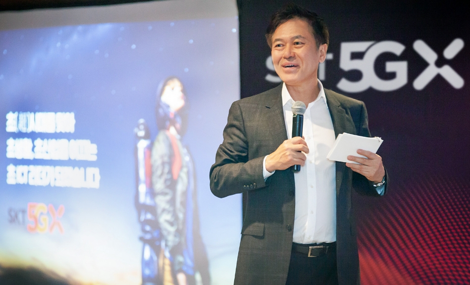 △박정호 SKT 사장이 5G가 우리 삶에 가져올 변화에 대해 발표하고 있는 모습/사진=SKT