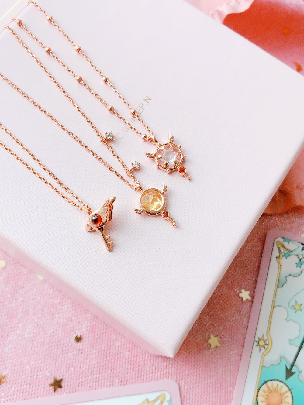 "만찢·벚꽃 컨셉"...이랜드 스파오·OST, '카드캡터 체리' 콜라보 상품 출시