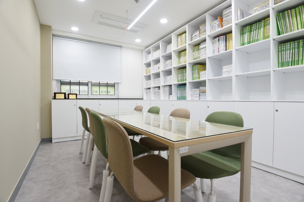 부산 다함께 부설 성・가정폭력상담소 공간개선 후 모습. /사진제공=아모레퍼시픽