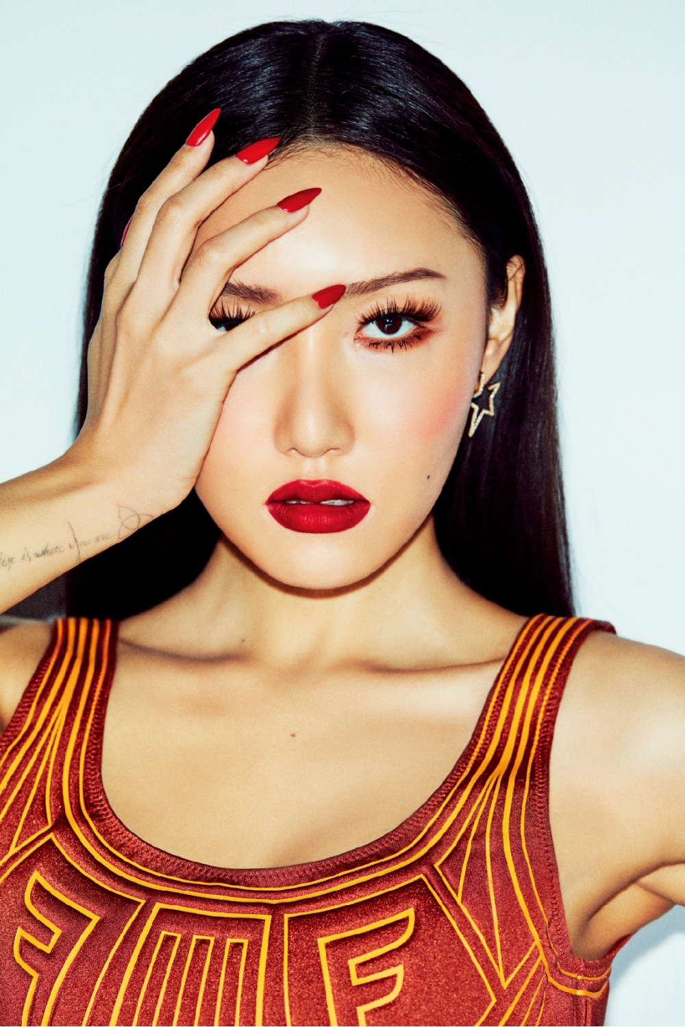 레어카인드, 브랜드 뮤즈에 마마무 '화사' 선정