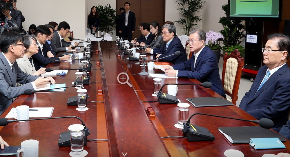 사진=청와대 수석보좌관 회의 모습