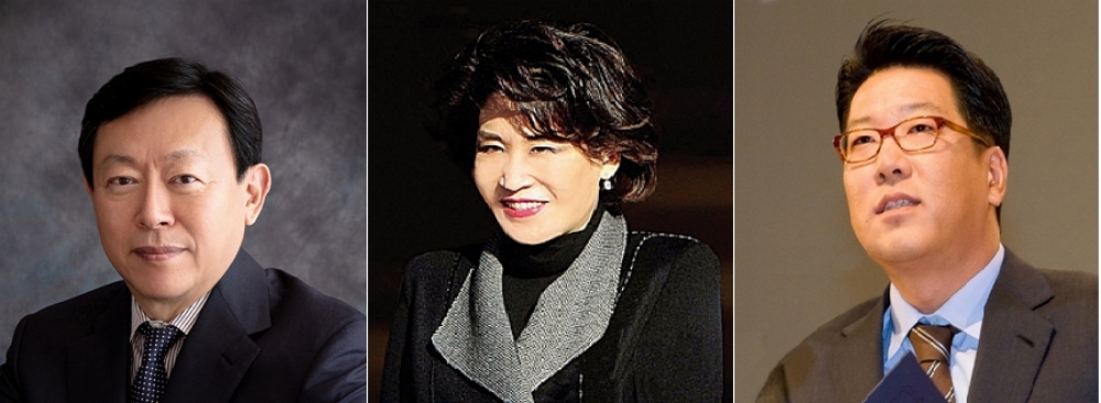 (사진 왼쪽부터) 신동빈 롯데그룹 회장, 정유경 신세계그룹 백화점부문 총괄사장, 정지선 현대백화점그룹 회장.