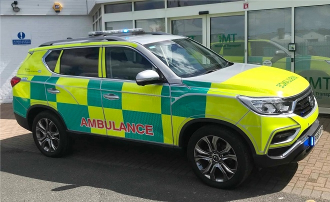 영국 긴급이송 서비스 및 응급처치교육기관 아이엠티 메디컬 트랜스포트에서 구급차로 활용될 G4 렉스턴.