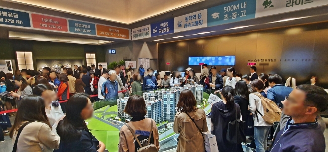 이수 스위첸 포레힐즈 견본주택에 주말 3일간 1만5000여명이 다녀갔다. /사진=KCC건설.