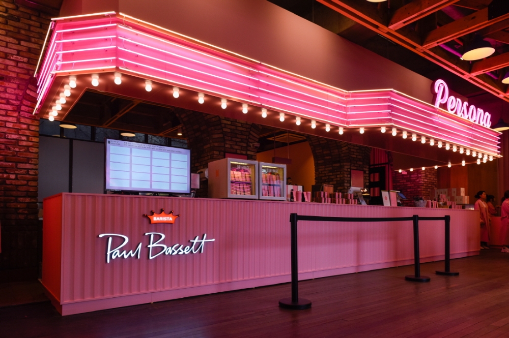 방탄소년단 팝업스토어 ‘HOUSE OF BTS’에 참여한 폴 바셋. /사진제공=폴 바셋