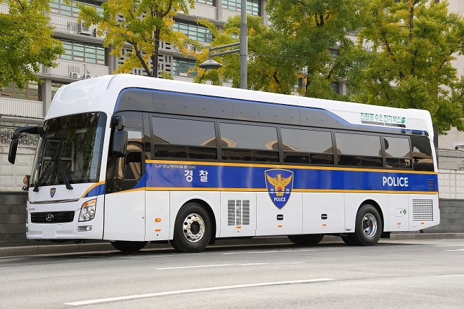 현대차, 경찰 수소버스 2021년 양산...이낙연 "미래 생각하는 기업" 극찬