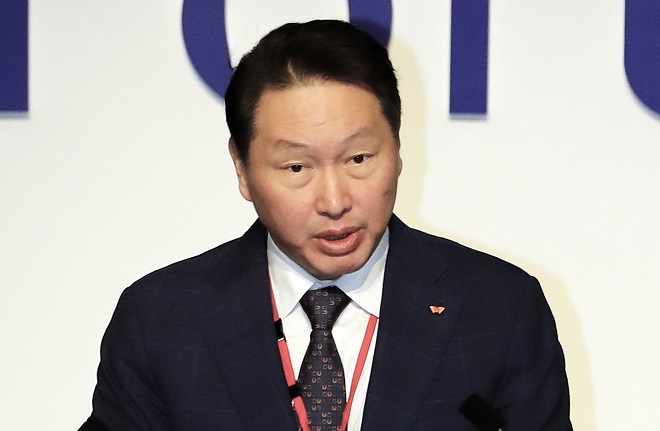 최태원 "한국·일본 등 '아시아 공동체'로 글로벌 위기 넘자"