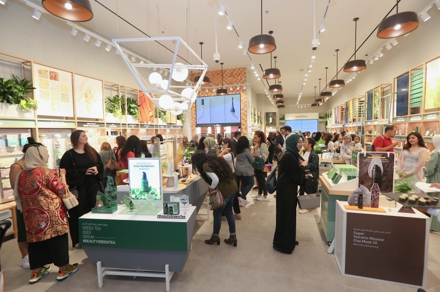 이니스프리 중동 플래그십 스토어 1호점