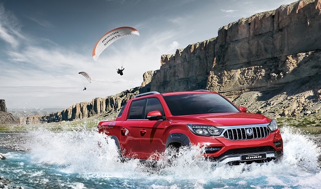 쌍용차 렉스턴 스포츠 칸.