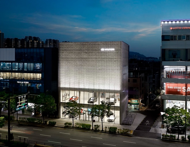현대차 송파대로 전시장 전경. 출처=사진작가 전택수.